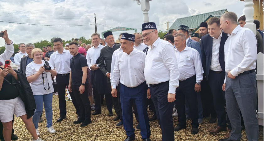 Губернатор Кировской области отпраздновал Сабантуй вместе с жителями Малмыжского района