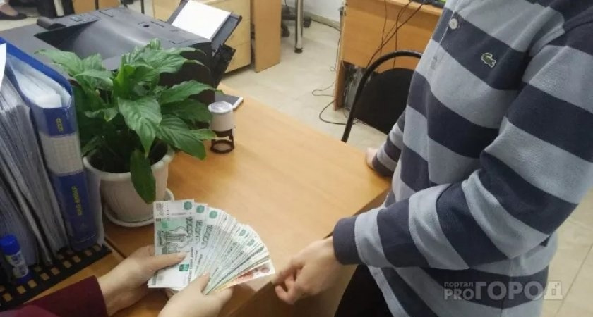 В Кировской области директор центра образования похитила более 200 тысяч рублей