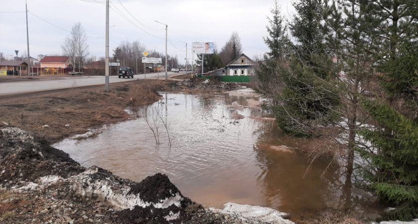 “Вода уже у порога”: почему жители региона каждую весну страдают от паводка