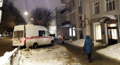 В Кирове спасли прохожего, который бегал по улице босой и без рубашки