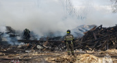 В Кирове семь пожарных расчетов несколько часов тушили пожар на Лесозаводской