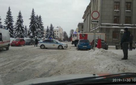 После ложных сообщений о минировании зданий в Кирове завели уголовное дело