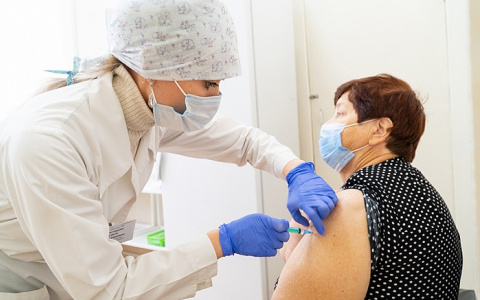 Предварительная запись на прививку от COVID-19 в Кировской области начнется 7 декабря