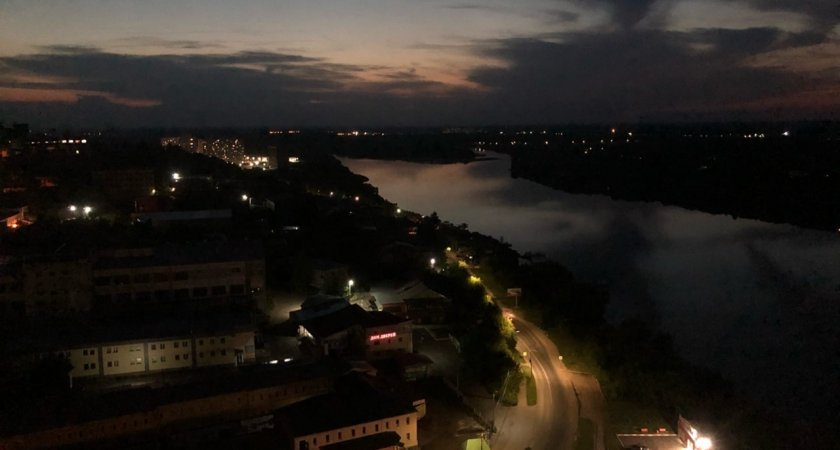 В понедельник в десятках домов в Кирове не будет света