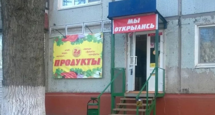 Полицейские забрали из кировского магазина 400 литров спиртного