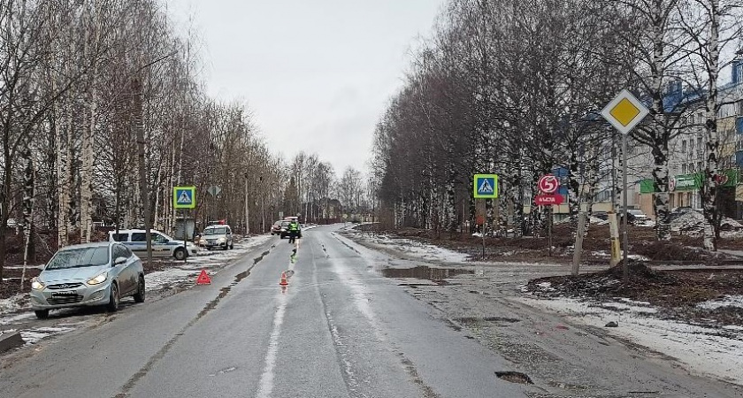 "Дети вынуждены ходить по проезжей части": в Кирове откладывают обустройство пешеходного перехода