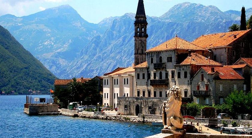 Отдых в Черногории: мягкий климат и чистейшие воды Адриатического моря