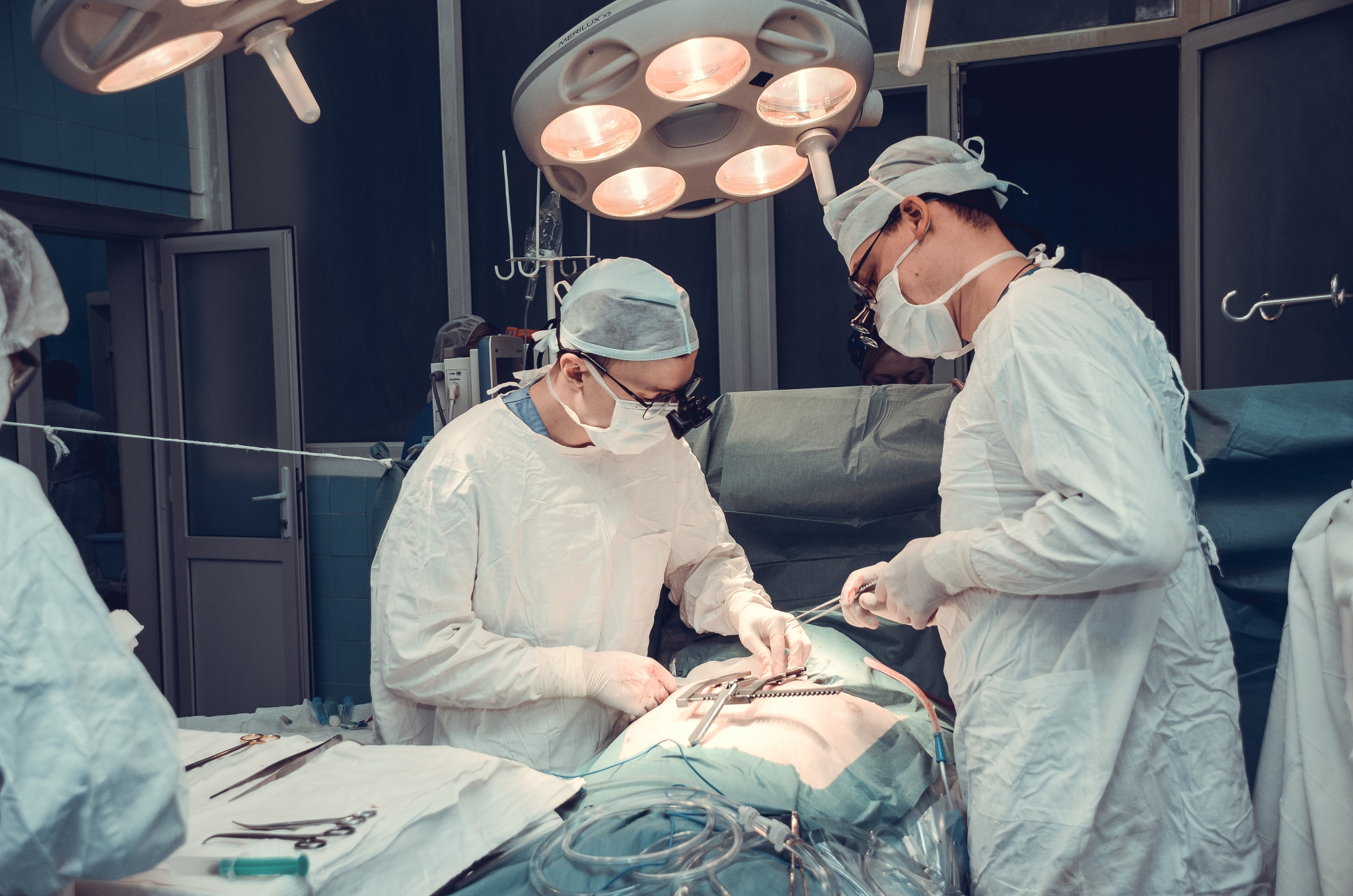 В Кировской областной больнице начали делать плановые операции на сердце иногородним пациентам