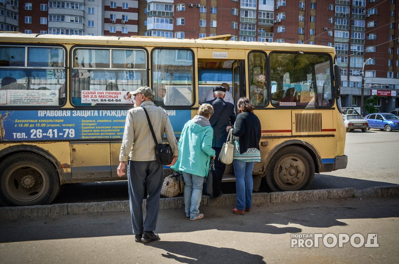 Во вторник к кладбищам Кирова будут ходить специальные автобусы