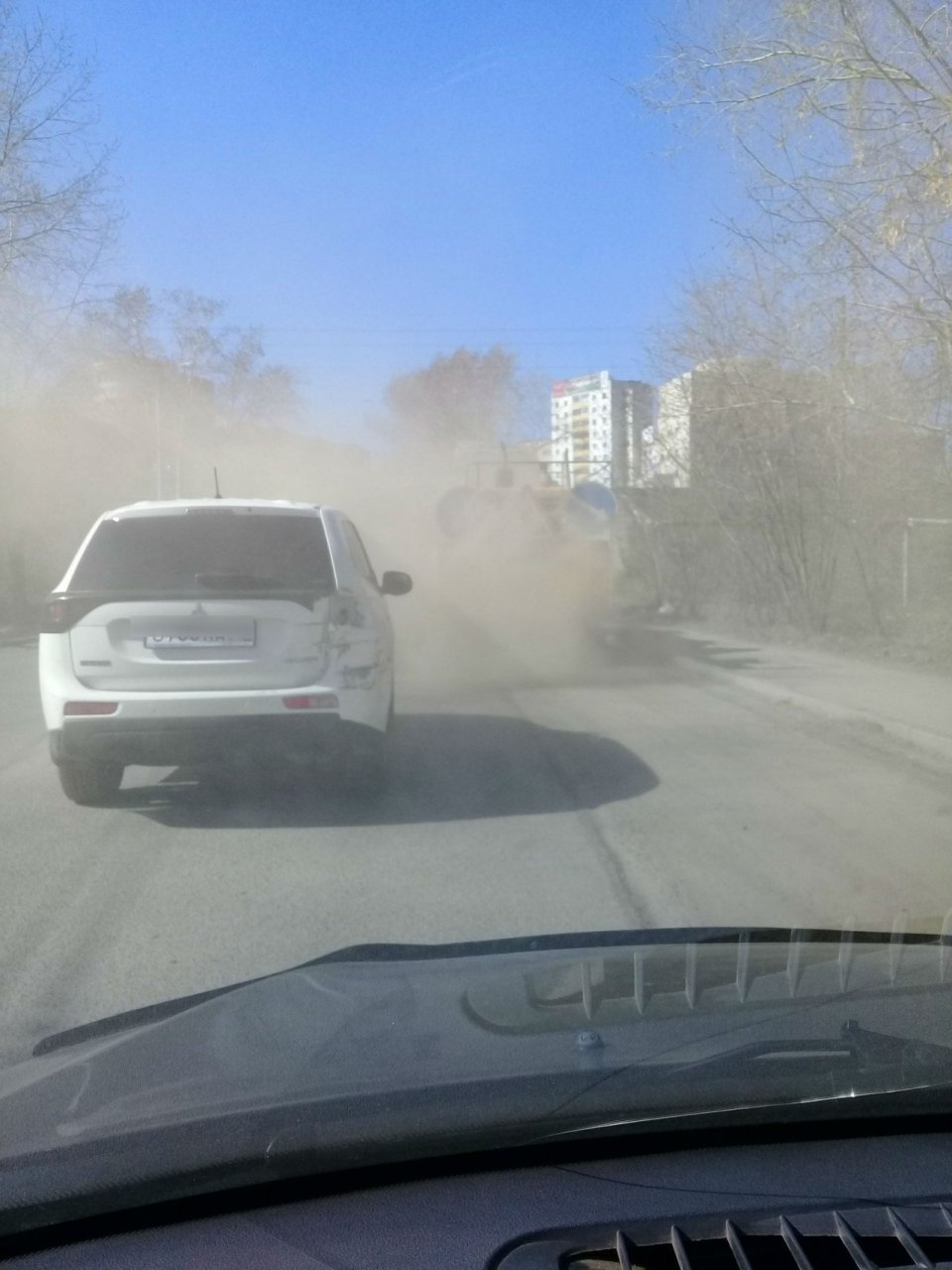 Стало известно, кого накажут за пыль на улицах Кирова