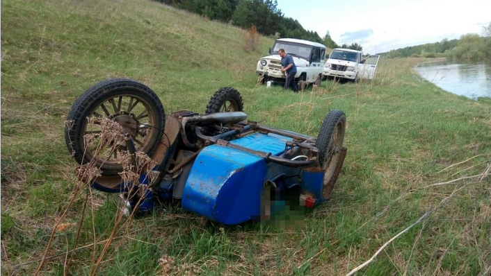 В Кировской области мотоциклист улетел в обрыв и погиб