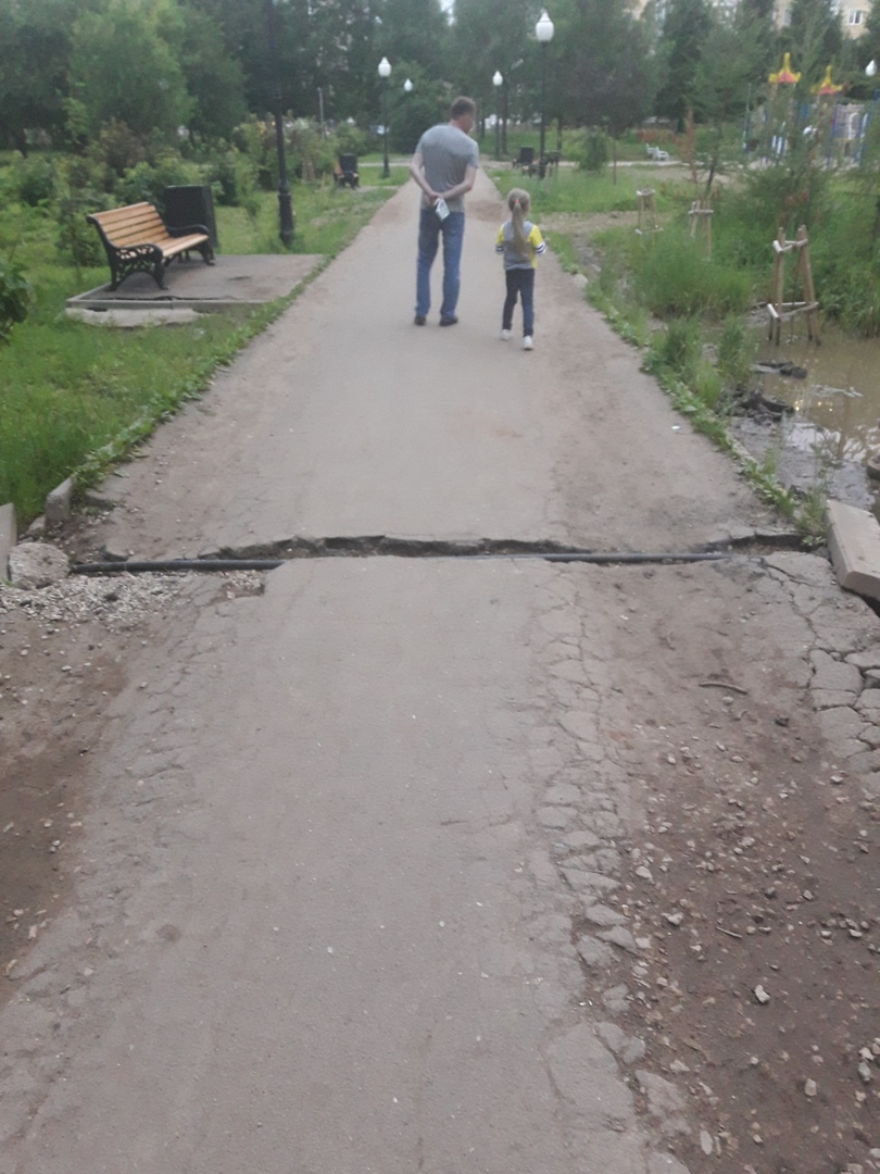 Кочуровский парк спасли от затопления из-за нового фонтана