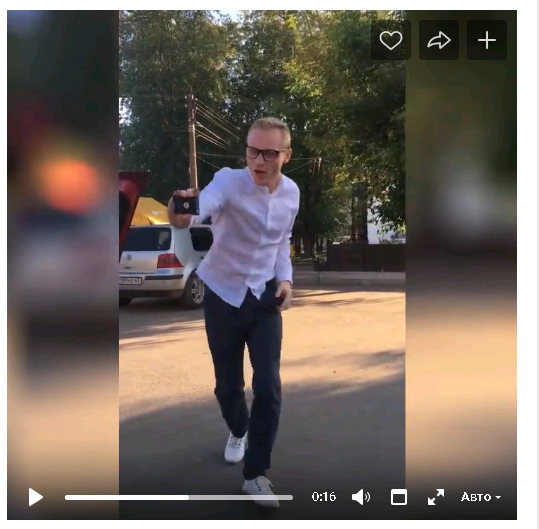 Кировчанин принял участие в мировом флешмобе танцев у движущейся машины