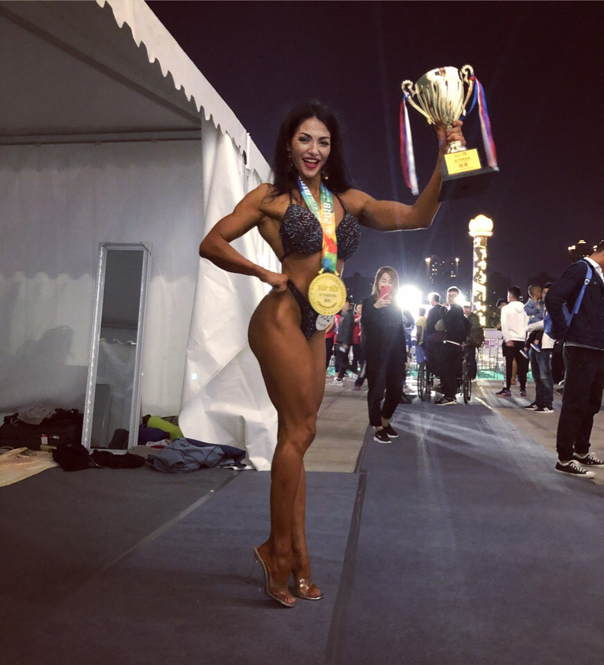 Спортсменка из Кирова стала абсолютной чемпионкой по бодифитнесу в Китае