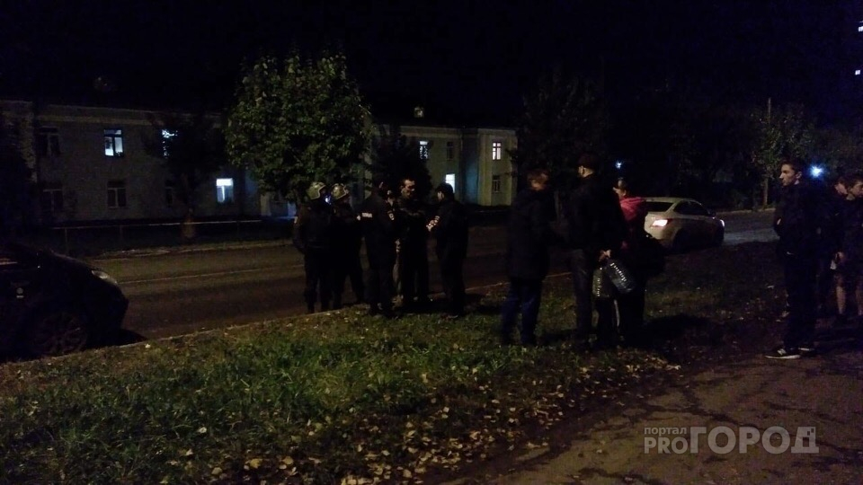 Очевидцы: «У школы № 59 в Кирове неизвестный мужчина бросался на детей»