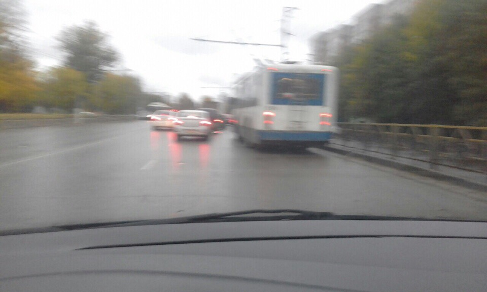 В Кирове на женщину пытался напасть водитель троллейбуса