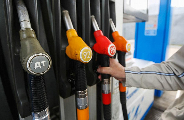 Цена на дизельное топливо в Кирове выросла на рубль за несколько часов