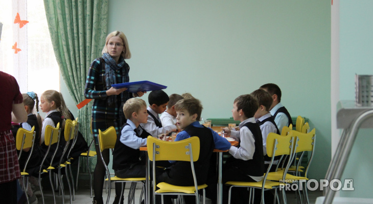 В школьной столовой в Кировской области массово отравились дети