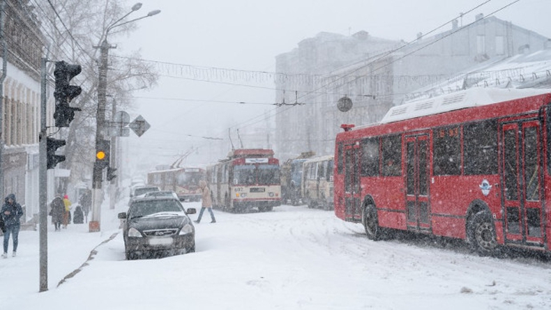 Что обсуждают в Кирове: трехдневные снегопады и взятка главе района