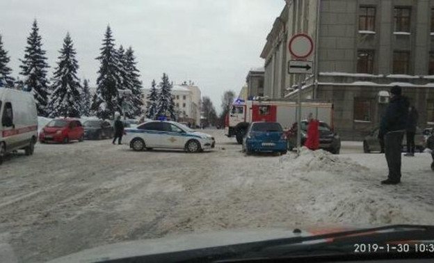 После ложных сообщений о минировании зданий в Кирове завели уголовное дело