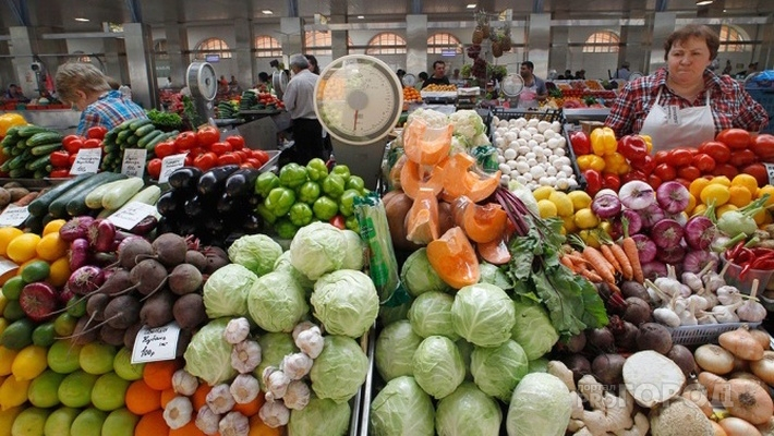 В феврале в Кировской области подорожали овощи и подешевели авиабилеты эконом-класса