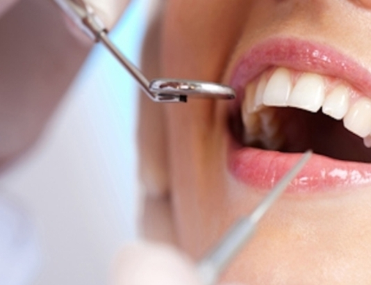 Что вредит нашим зубам?