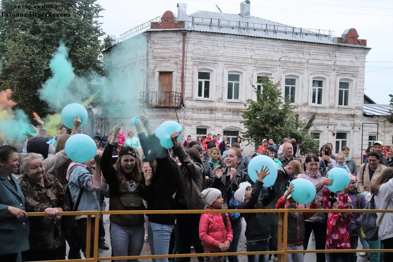 В Нолинске прошел фестиваль красок: мнения разделились