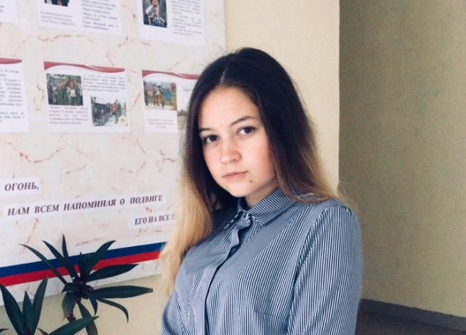 Выпускница сельской школы в Кировской области сдала два ЕГЭ на сто баллов