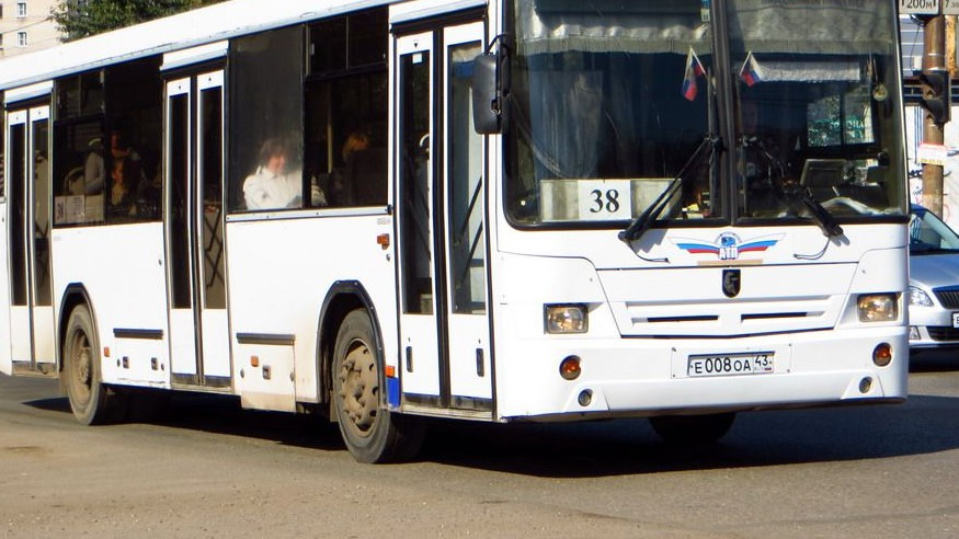 По улице Чистопрудненской в Кирове разрешили ездить автобусам