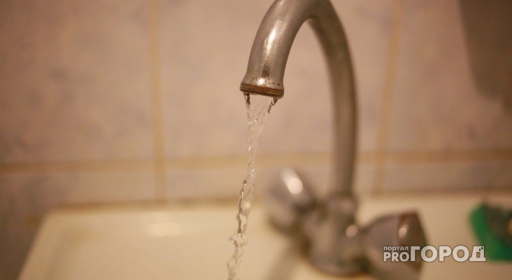Кировчанам рекомендуют оплатить квитанции за воду до конца лета