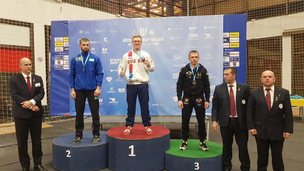 Кировский студент стал чемпионом мира по гиревому спорту