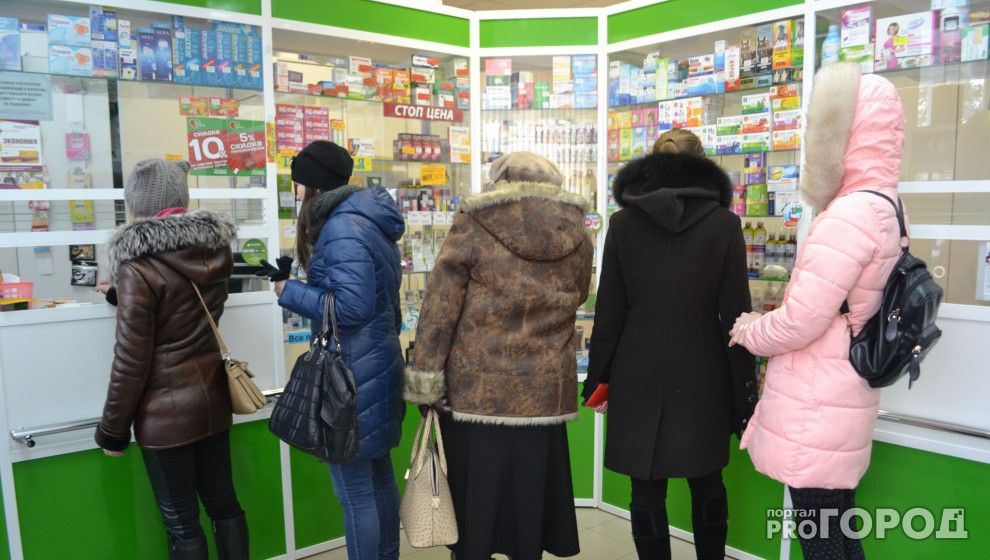 УФАС проверило кировские аптеки после сообщений о росте цен на маски