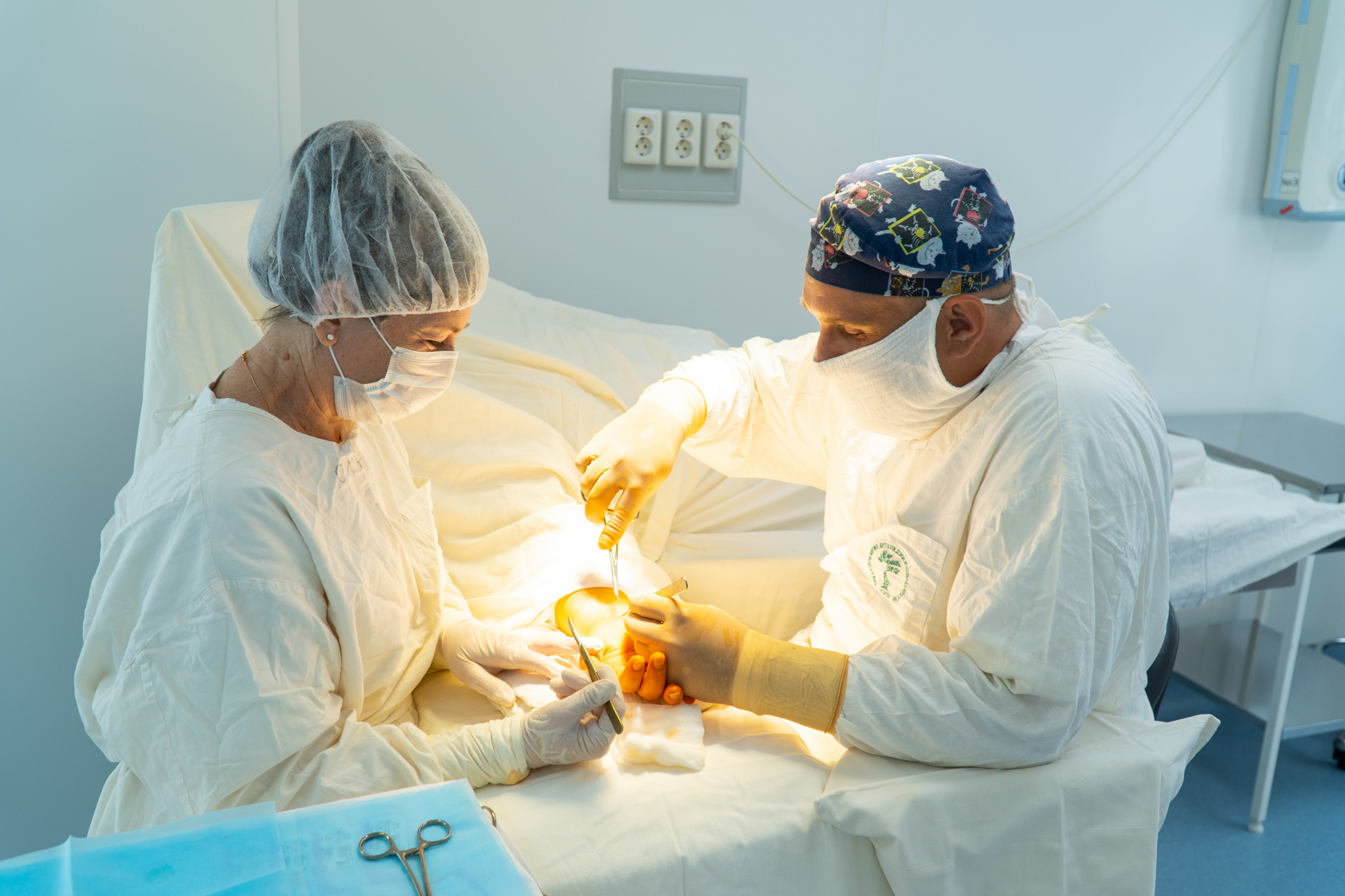 Кировские врачи выполнили уникальную операцию на кисти руки по новой методике