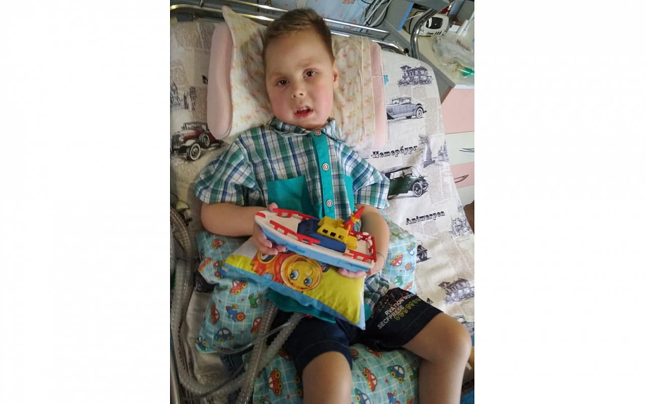 В Кирове за неделю закрыли сбор денег на помощь 6-летнему Елисею Степанову