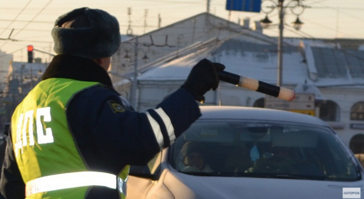 В двух районах Кирова пройдут "сплошные проверки" водителей