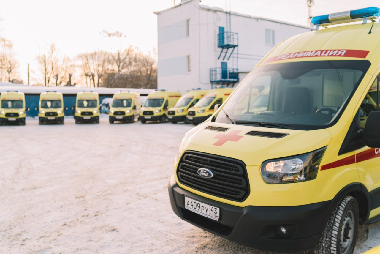 Кировские врачи могут делать кардиограмму прямо в машине скорой помощи