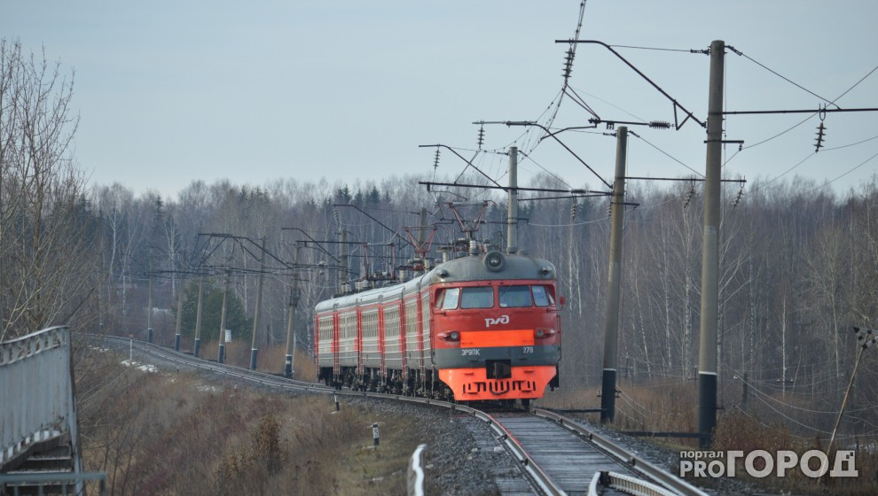 В Кировской области подросток зацепился за поезд и проехал несколько километров