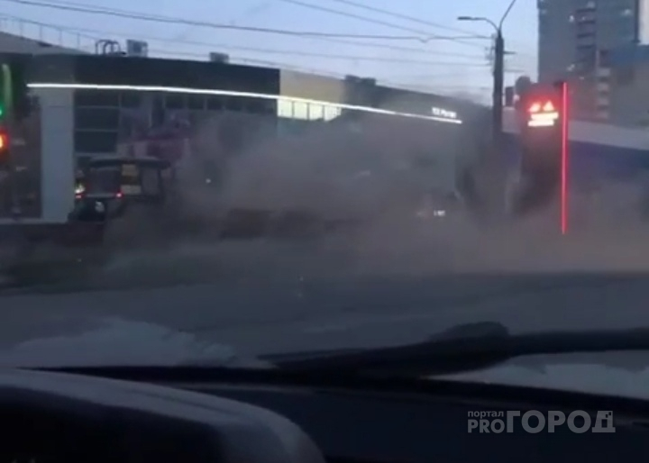 Видео дня: в Кирове образовалась пылевая буря