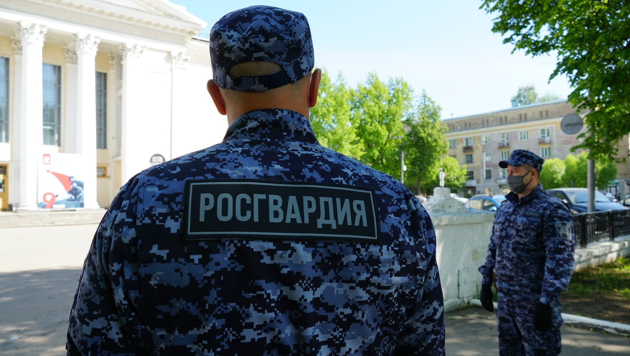 В Кирове задержали дебошира, находящегося в розыске