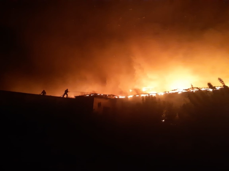 В Кировской области ночью сгорел завод