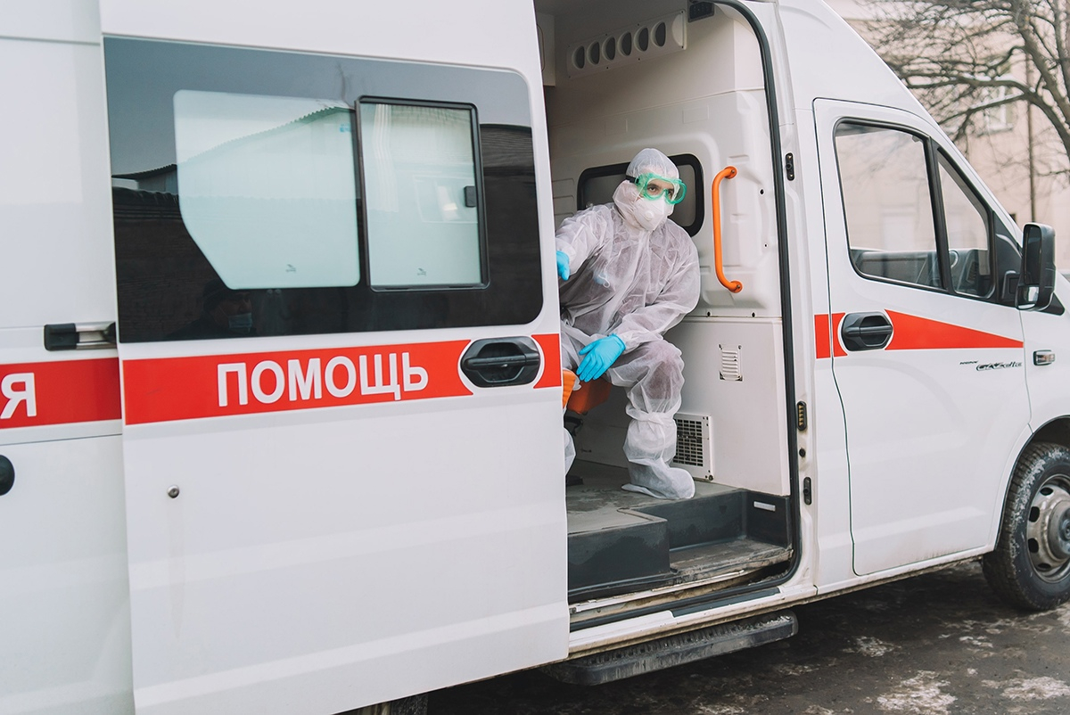 35 человек на ИВЛ и 246 новых случаев: минздрав опубликовал данные по COVID-19 в Кировской области