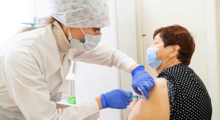 В Кировской области в месяц будут производить миллион доз вакцины «КовиВак»