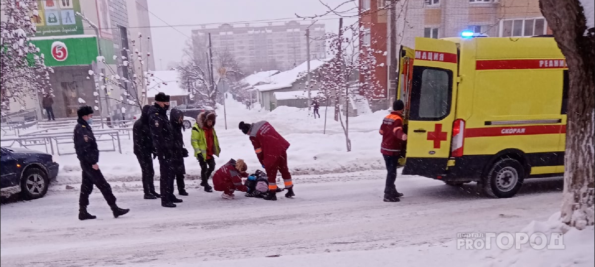 В Кирове на Мира иномарка сбила женщину: на месте работает реанимация