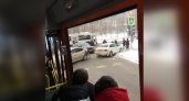Аварийный перекресток: в Кирове у цирка вновь произошло массовое ДТП с пострадавшими