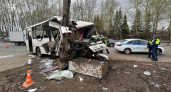 В Кирове автобус врезался в опору ЛЭП, пострадали 29 человек: завершено расследование 