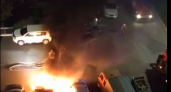 Ночью на Зональном вспыхнула Toyota Camry: видео 