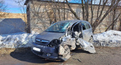 В Слободском в аварии с участием грузовика пострадали две девочки 10 и 15 лет