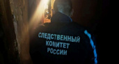 В подвале кировского дома обнаружили разлагающиеся тела мужчины и женщины
