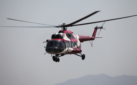 Вертолет с кировчанами на борту совершил жесткую посадку в горах: погибли 5 человек