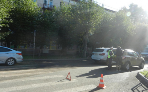 В Кирове на пешеходном переходе иномарка сбила 8-летнего ребенка
